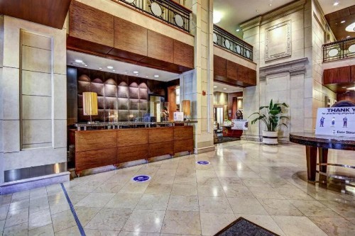 Chase at 39 West - image 18