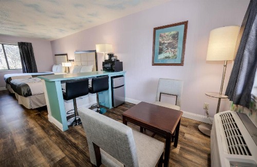 River Oak Inn and Restaurant - image 30