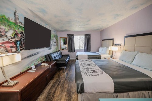 River Oak Inn and Restaurant - image 39