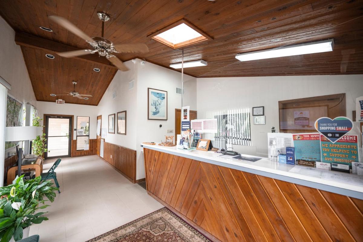 River Oak Inn and Restaurant - image 7