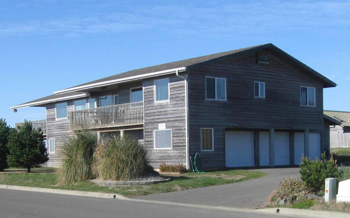 Coquille Point Condo - main image