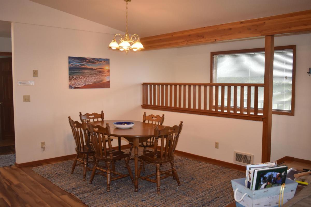 Coquille Point Condo - image 7