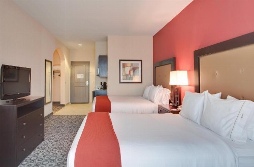 Holiday Inn Express Hotel & Suites Banning an IHG Hotel - image 15