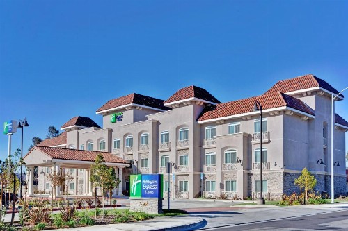 Holiday Inn Express Hotel & Suites Banning an IHG Hotel - image 24