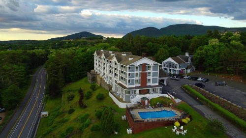 Bluenose Inn - Bar Harbor Hotel - image 13