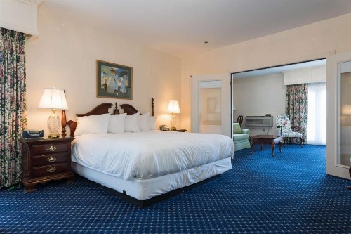 Bluenose Inn - Bar Harbor Hotel - image 24