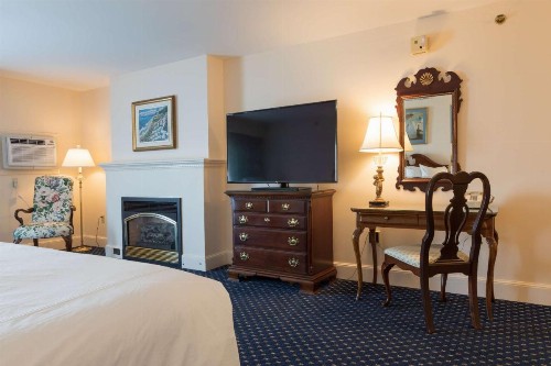 Bluenose Inn - Bar Harbor Hotel - image 29