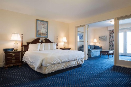 Bluenose Inn - Bar Harbor Hotel - image 43