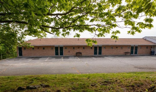 Wonder View Inn - image 6