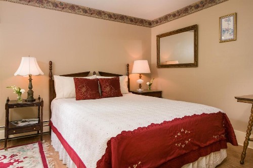 Mira Monte Inn & Suites - image 48