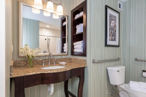 Atlantic Oceanside Hotel & Conference Center - image 39