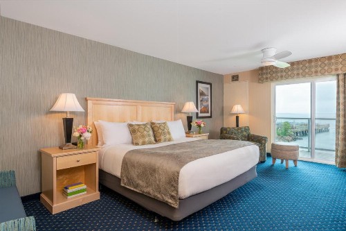 Atlantic Oceanside Hotel & Conference Center - image 7