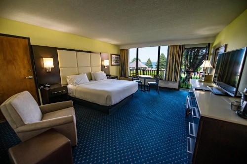 Holiday Inn Bar Harbor Regency Hotel an IHG Hotel - image 30