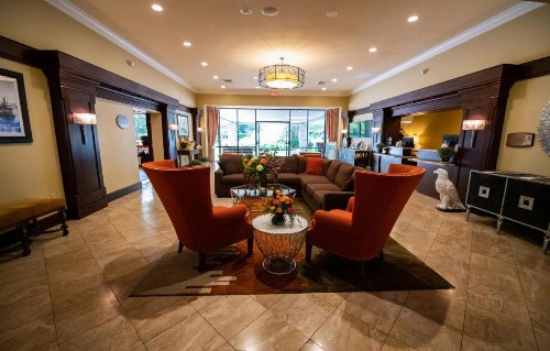 Holiday Inn Bar Harbor Regency Hotel an IHG Hotel - image 9