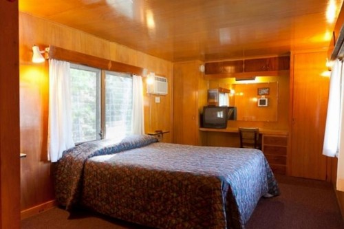 Robbins Motel - image 5