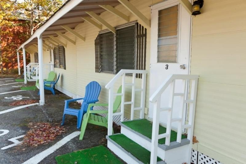 Robbins Motel - image 6