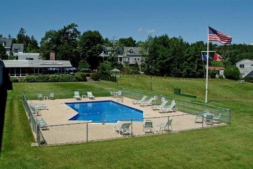 Kimball Terrace Inn - image 10