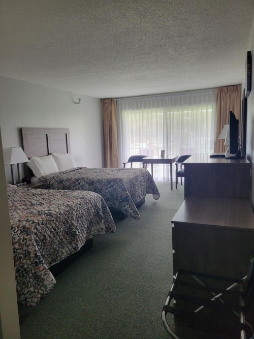 Kimball Terrace Inn - image 19