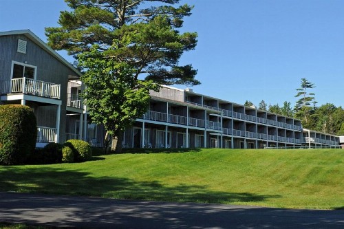 Kimball Terrace Inn - image 21