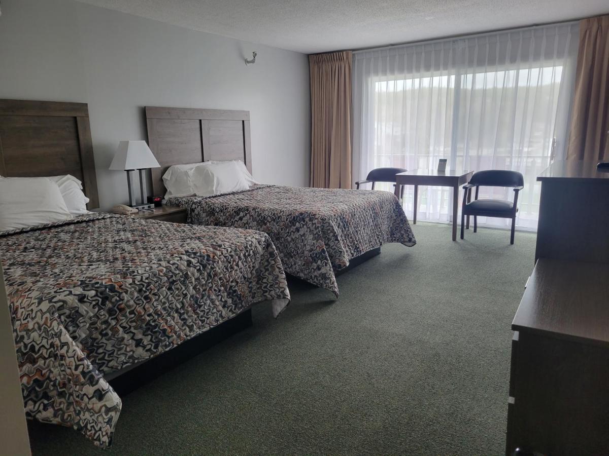 Kimball Terrace Inn - image 6