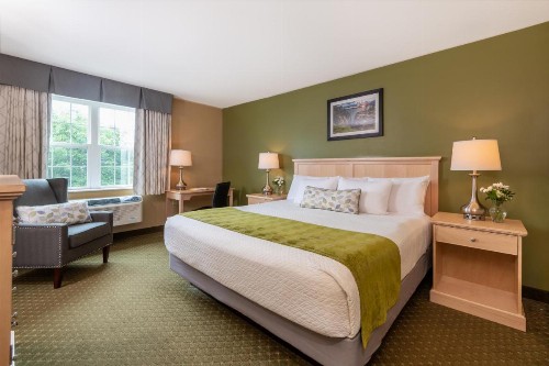 Acadia Inn - image 2