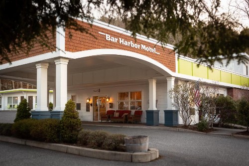 Bar Harbor Motel - image 8