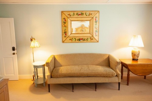 Yellow House Inn - image 49