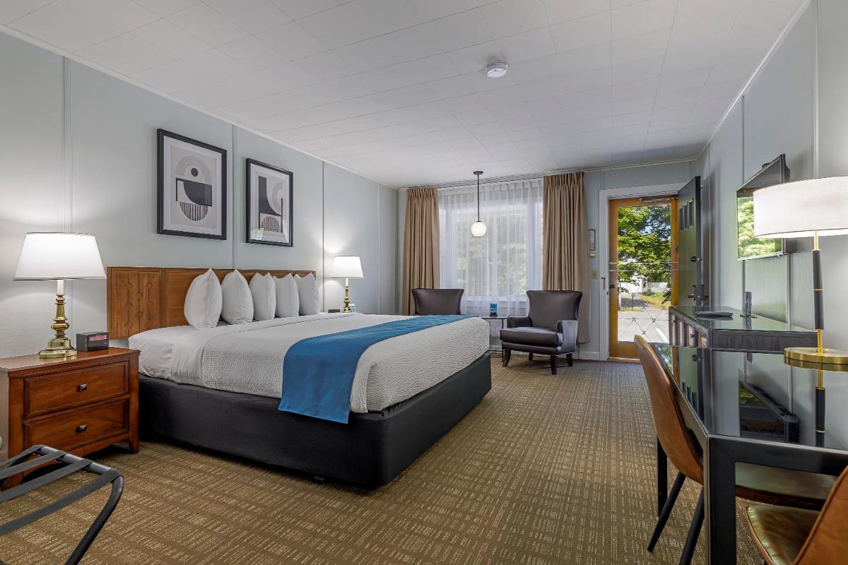 Highbrook Motel - main image