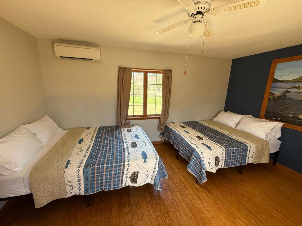 Eden Village Motel and Cottages - image 4