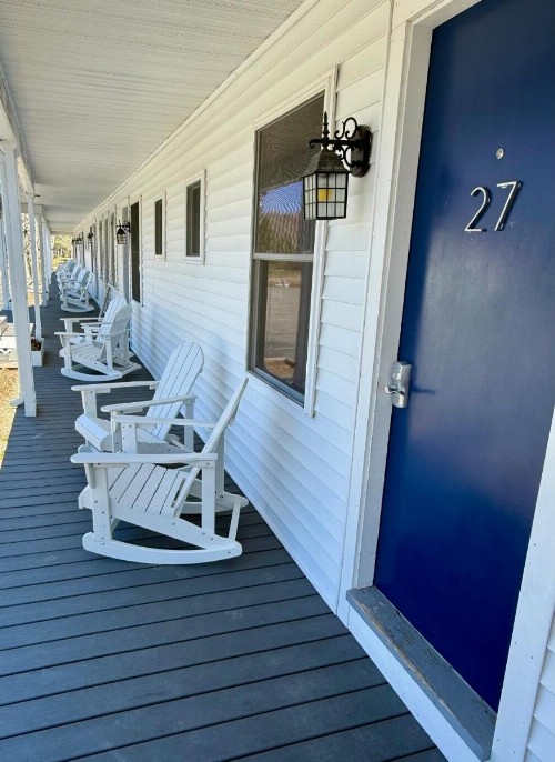 Eden Village Motel and Cottages - image 8