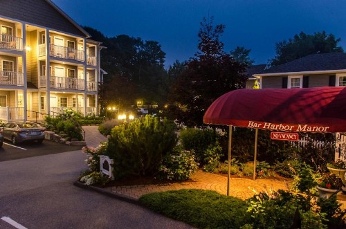 Bar Harbor Manor - image 24