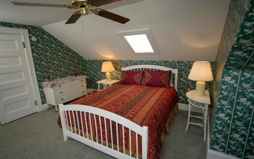 Thornhedge Inn - image 38