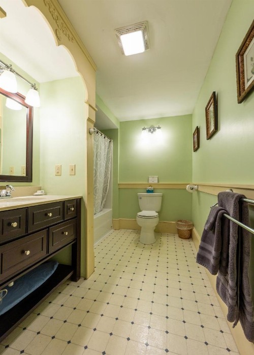 Thornhedge Inn - image 40
