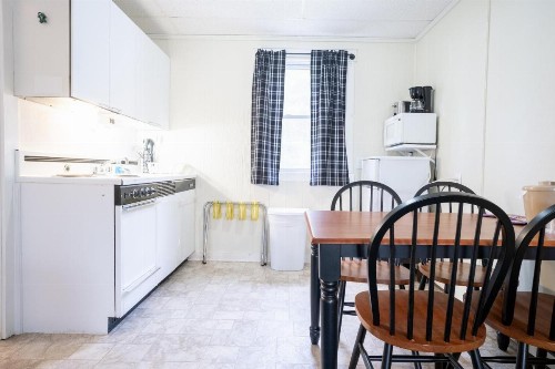 Acadia Pines Motel - image 33