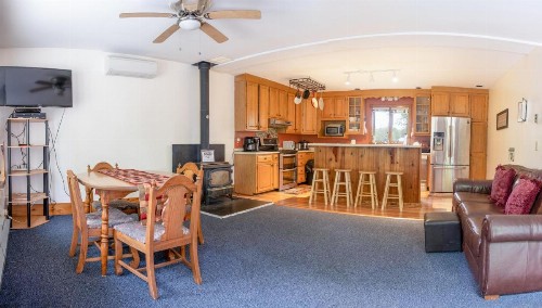 Heathwood Inn - image 2