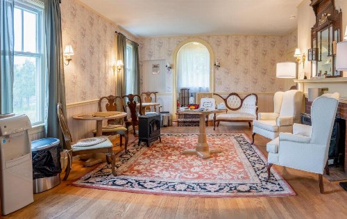 Heathwood Inn - image 5