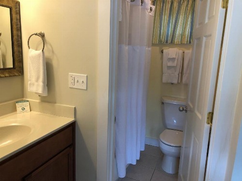 Island Place - image 24