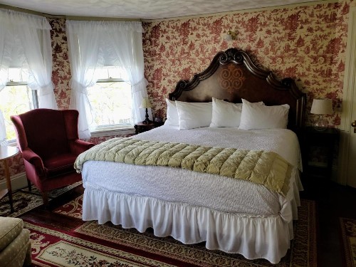 Moseley Cottage Inn and The Town Motel - image 11