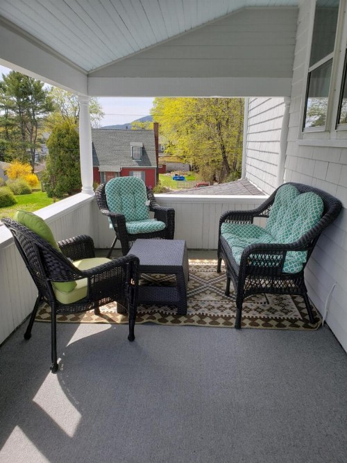 Moseley Cottage Inn and The Town Motel - image 36