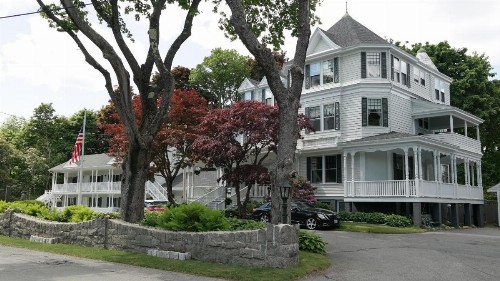 Moseley Cottage Inn and The Town Motel - image 47