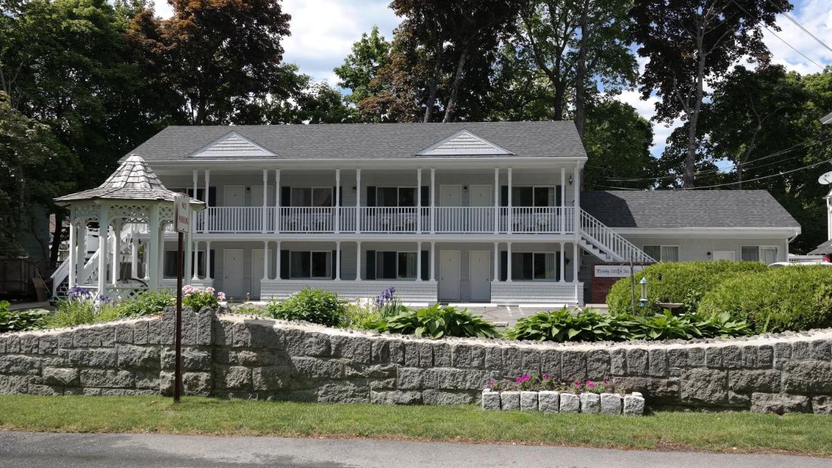 Moseley Cottage Inn and The Town Motel - image 6