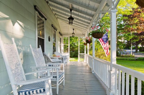 The Elmhurst Inn - image 18