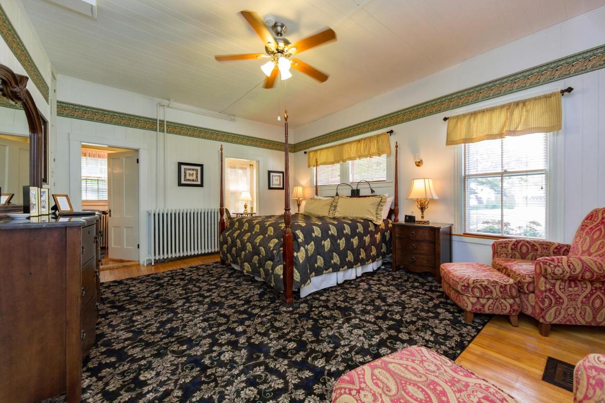 The Elmhurst Inn - image 5