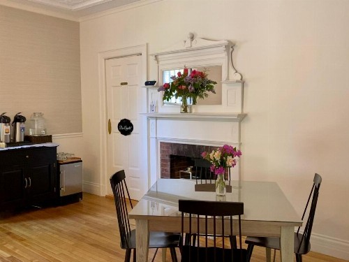 Hearthside Inn - image 24