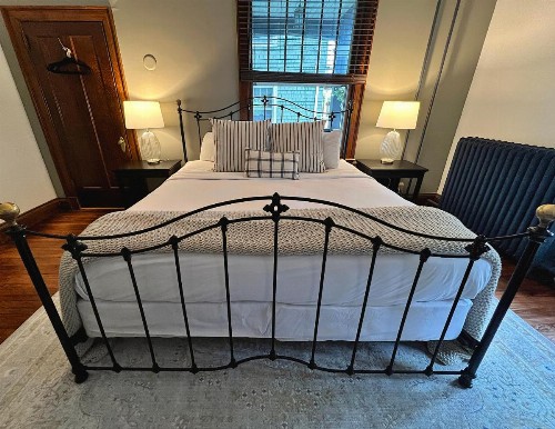 Hearthside Inn - image 38
