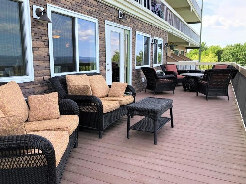Atlantic Eyrie Lodge - image 15