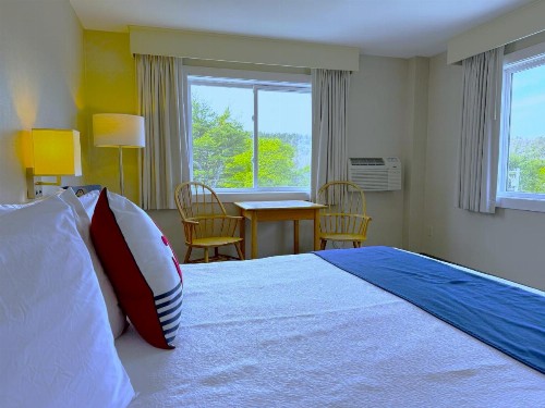 Atlantic Eyrie Lodge - image 34