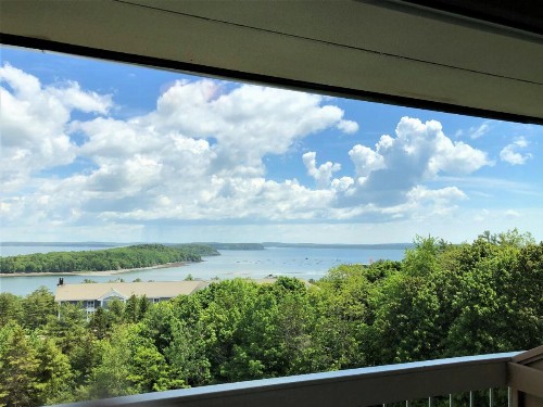Atlantic Eyrie Lodge - image 37