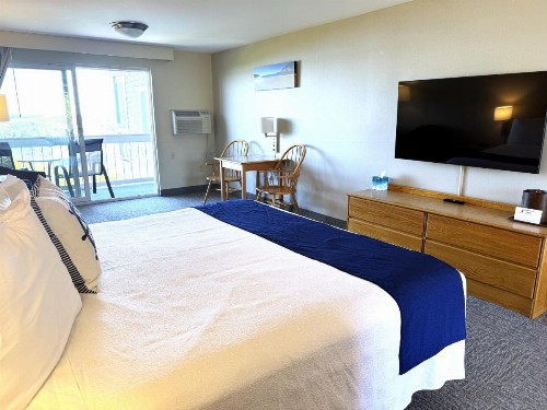 Atlantic Eyrie Lodge - image 38