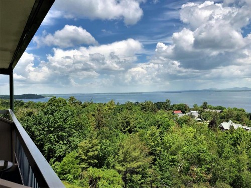 Atlantic Eyrie Lodge - image 43